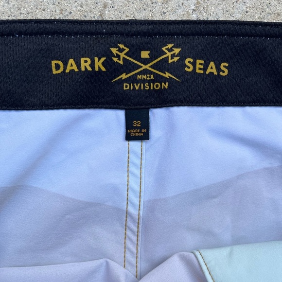 Men's Dark Seas Board Shorts Multicolor 32 Surf Beach Shred Swim Zip Tropical - Picture 4 of 13